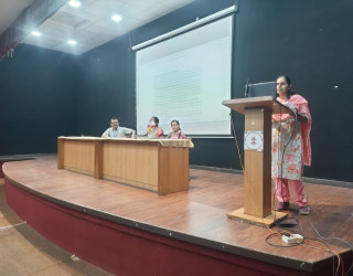 Expert Lecture on EIC